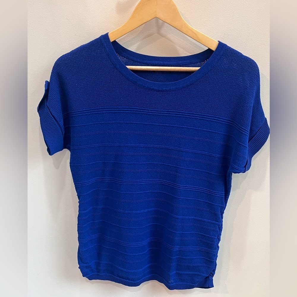 Vintage 1970’s Blue Knit Crochet Sweater Tee - Size M